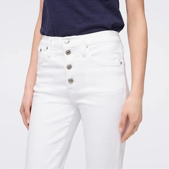 J. Crew 10" Vintage Slim Straight Jean in White (35) - Picture 3 of 16